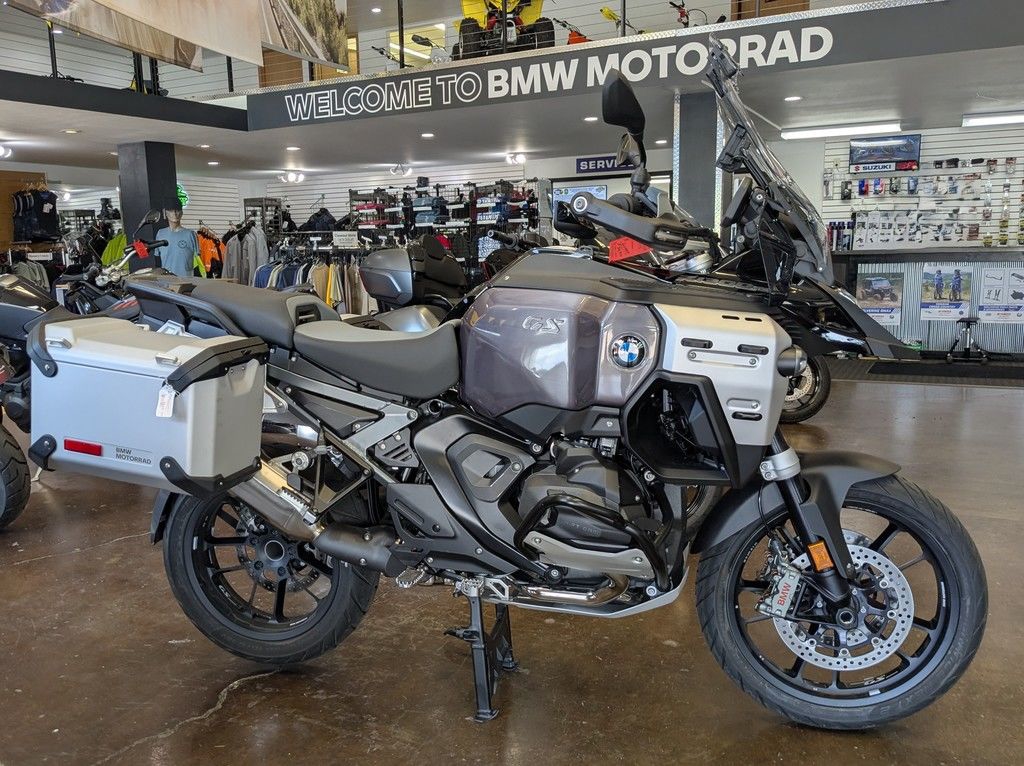 GS ADV New 2025 BMW R 1300 GS Adventure Triple Black in Sioux Falls