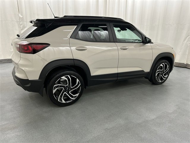 2026 Chevrolet Trailblazer RS photo 2