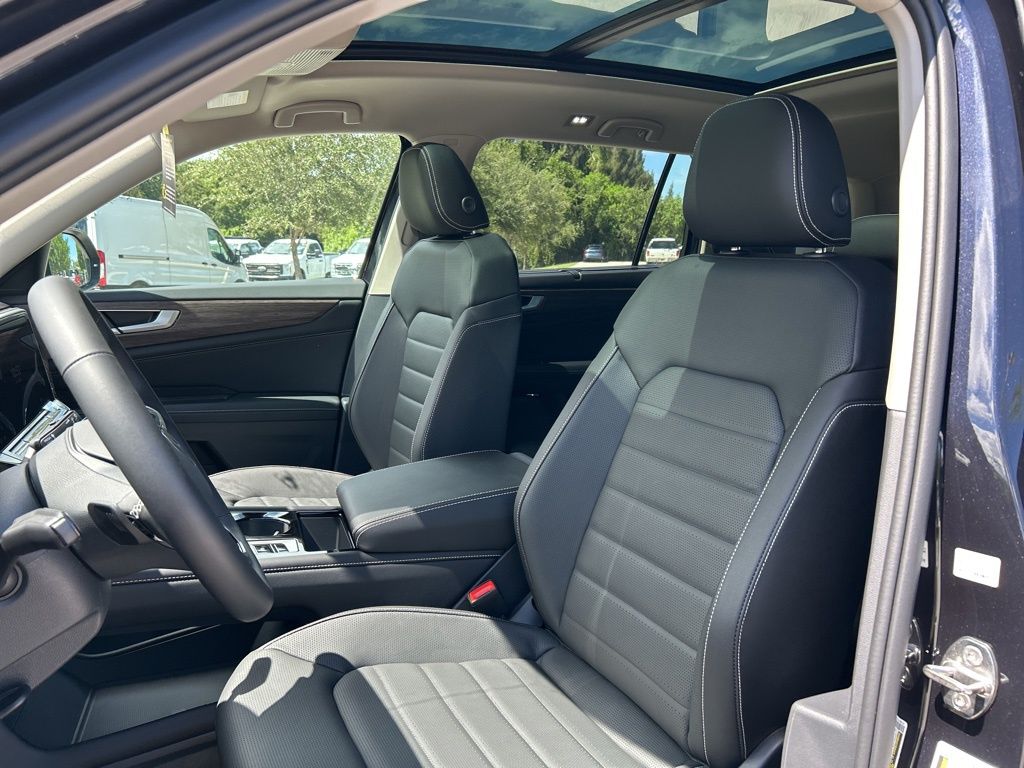 2026 Volkswagen Atlas SEL photo 15