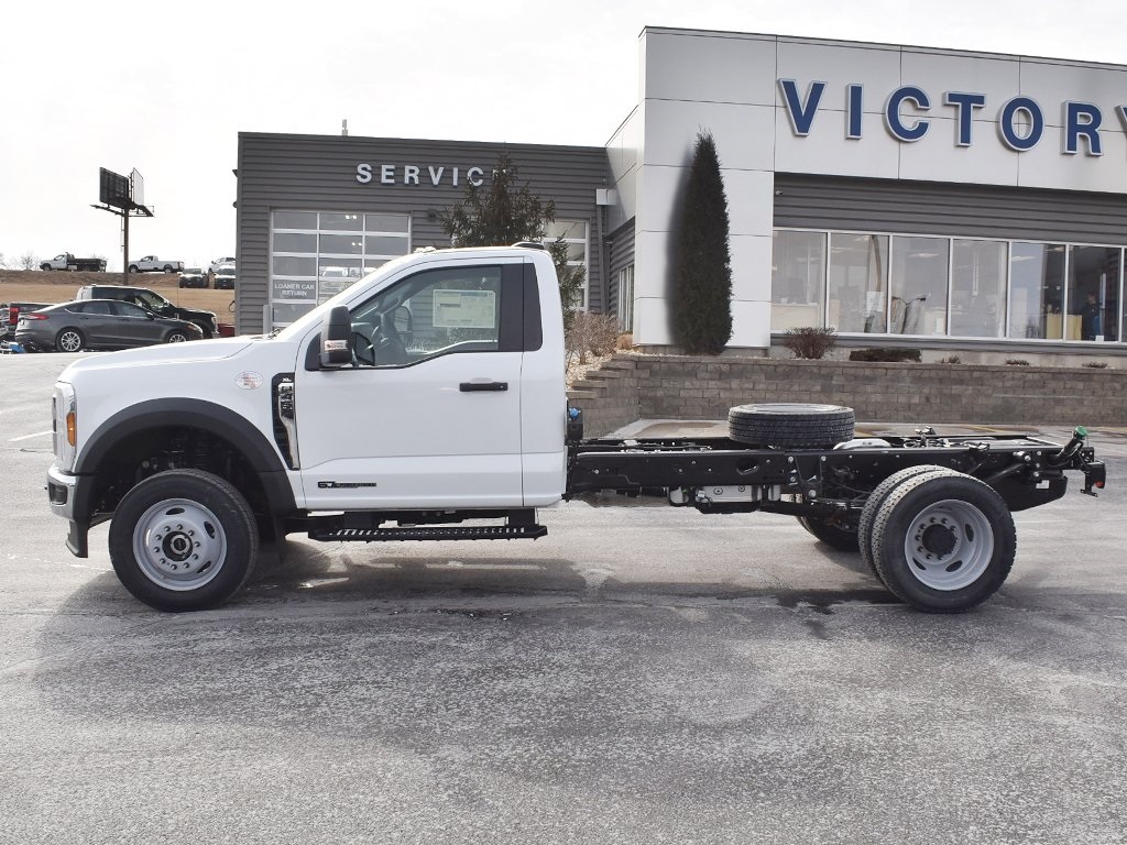 2024 Ford F-450 XL photo 2