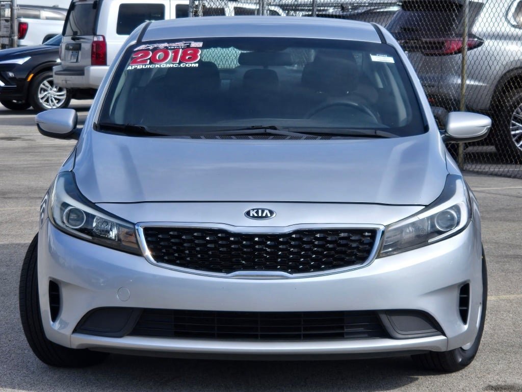 2018 Kia Forte LX Base photo 2