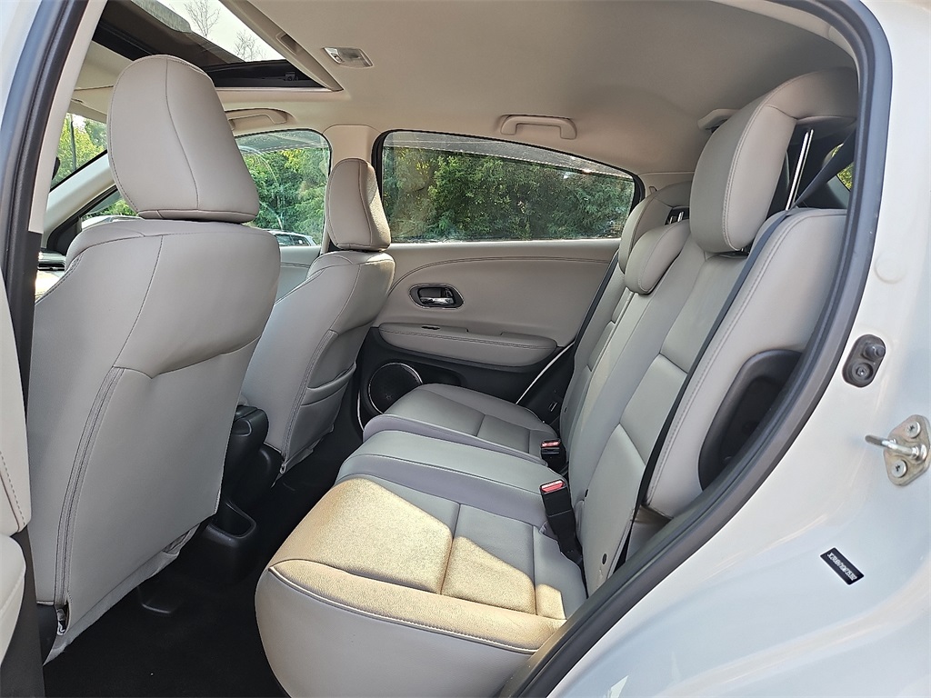 2016 Honda HR-V EX-L photo 11