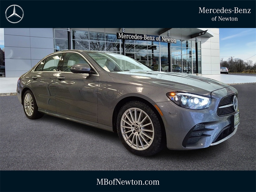 2021 Mercedes-Benz E-Class E350's photo