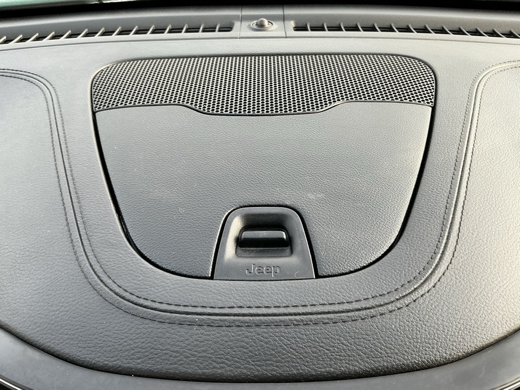 2019 Jeep Cherokee Latitude photo 48