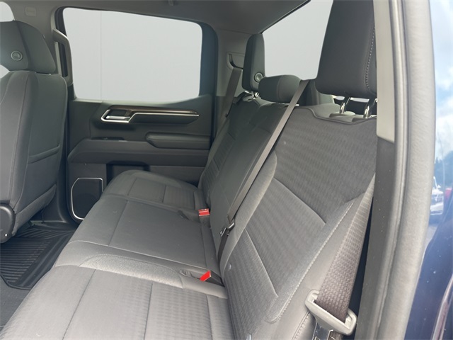 2022 Chevrolet Silverado LT 1500 photo 27