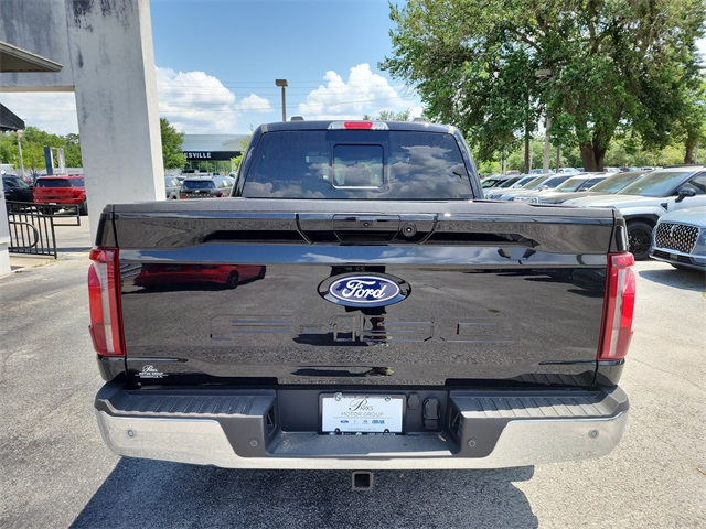 2025 Ford F-150 Lariat photo 4