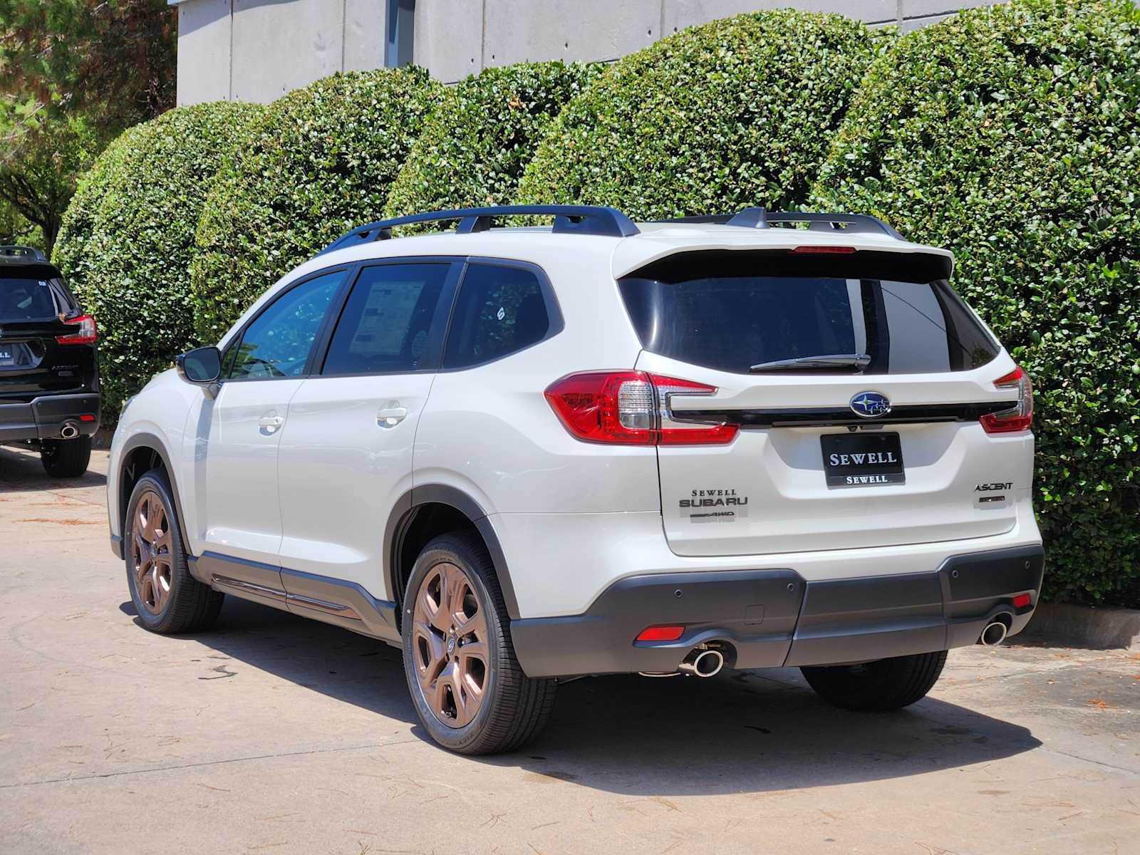 2025 Subaru Ascent Limited photo 3