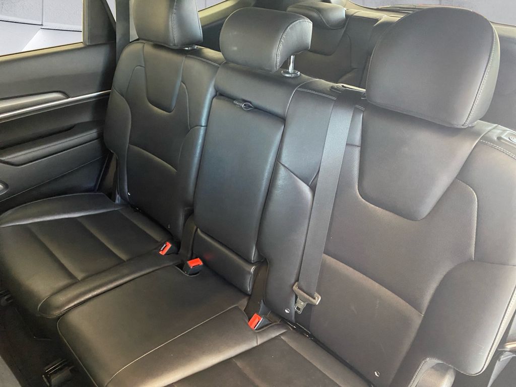 2022 Kia Telluride LX photo 14