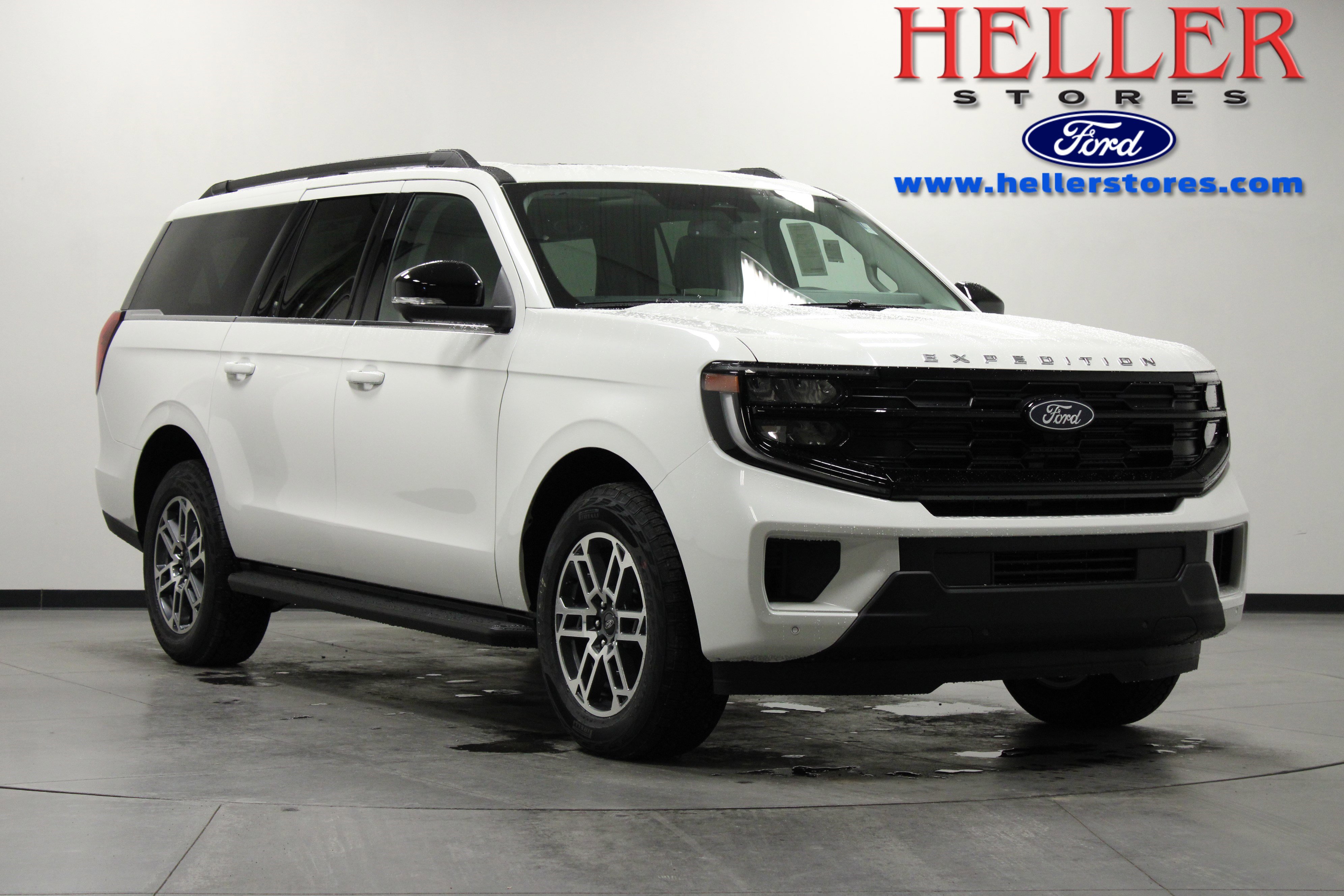 2025 Ford Expedition Active's photo