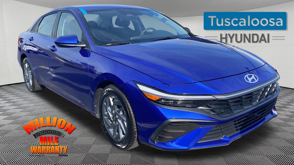 2024 Hyundai Elantra SEL's photo