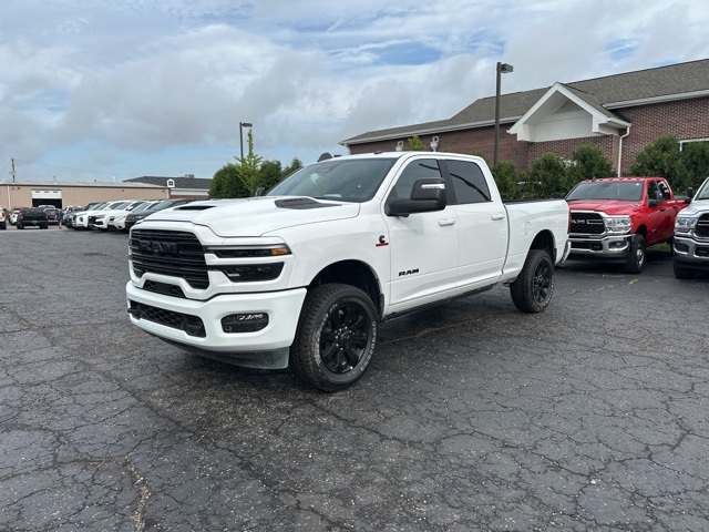 2025 Ram 2500 Laramie photo 4