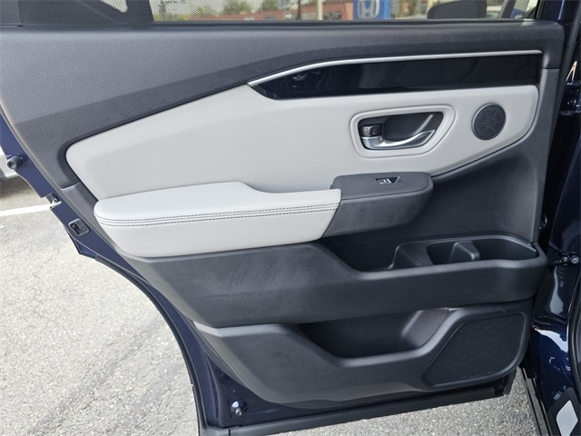 2025 Honda Pilot EX-L photo 8