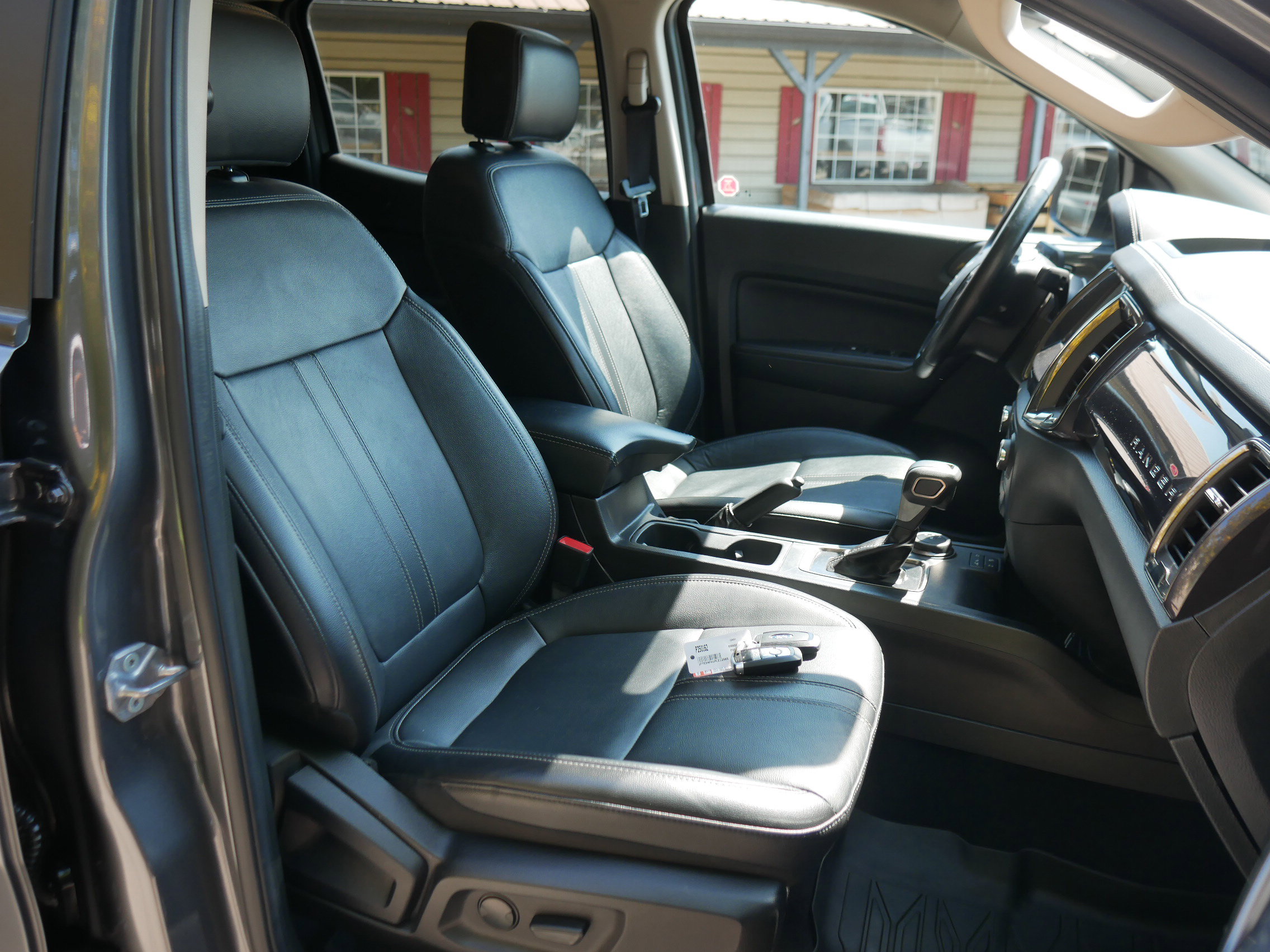 2023 Ford Ranger Lariat photo 25