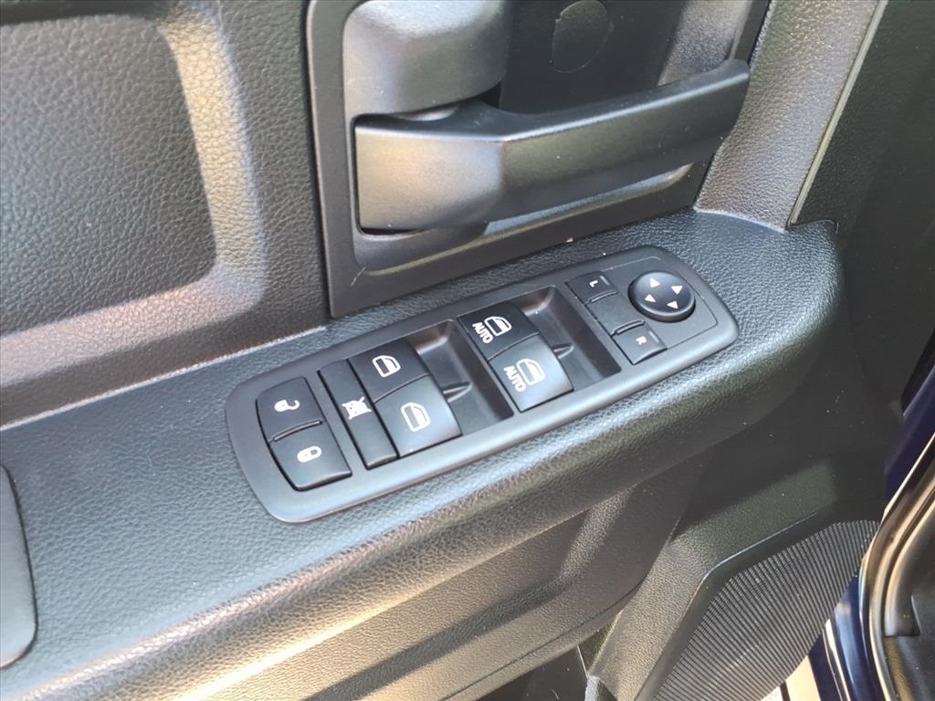 2018 Ram 1500 Express photo 12