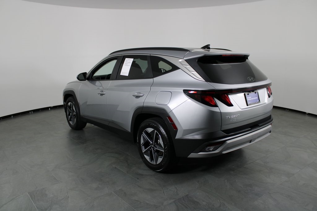 2025 Hyundai Tucson SEL photo 3