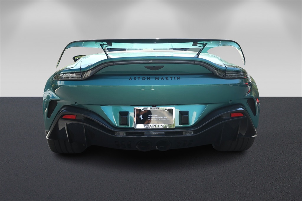 2023 Aston Martin Vantage photo 4