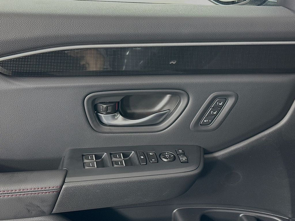 2025 Honda Pilot Black Edition photo 17