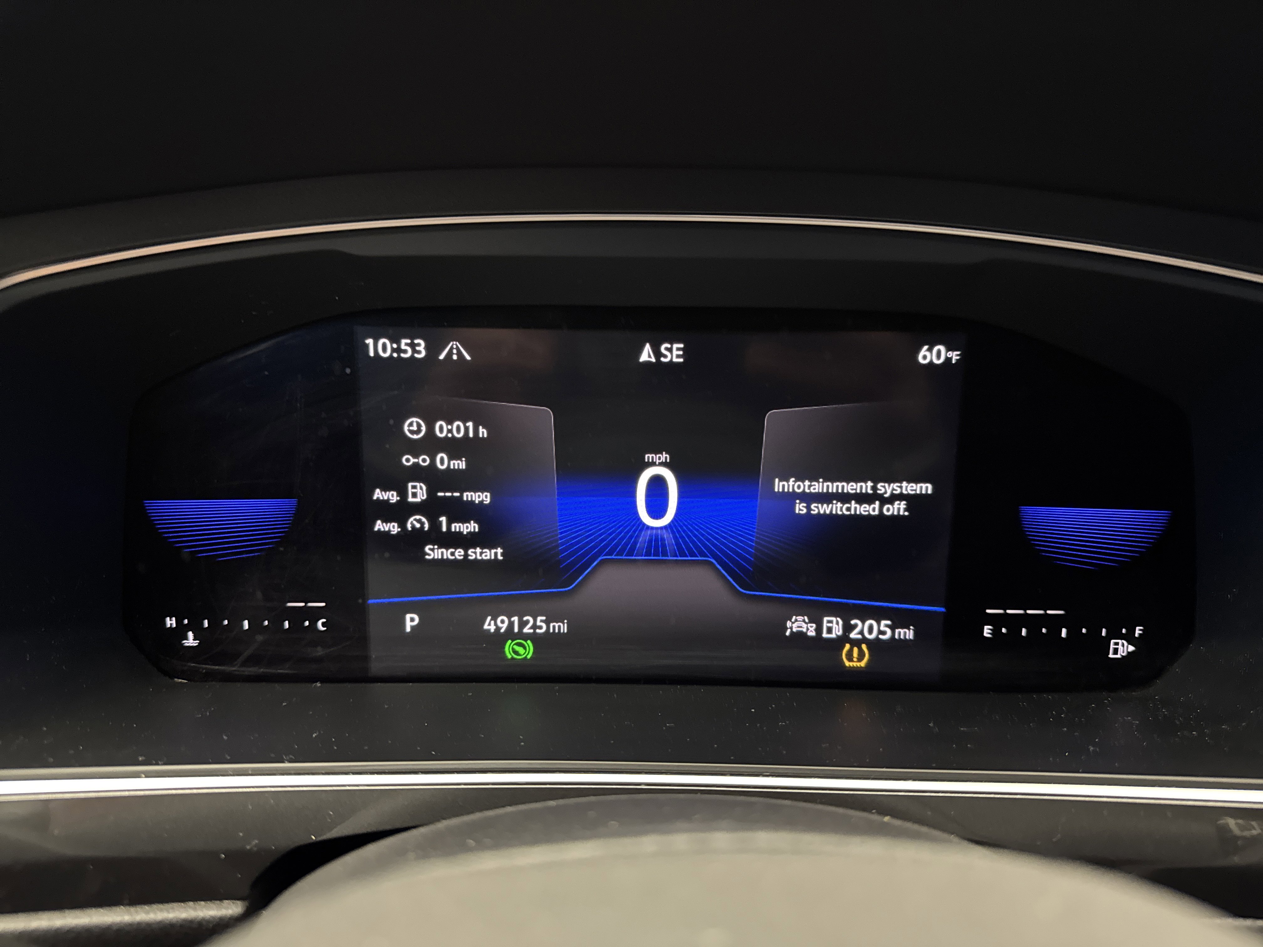 2022 Volkswagen Tiguan SE photo 3