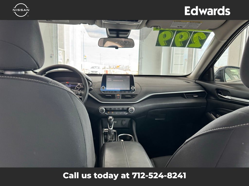 2022 Nissan Altima 2.5 SV photo 15