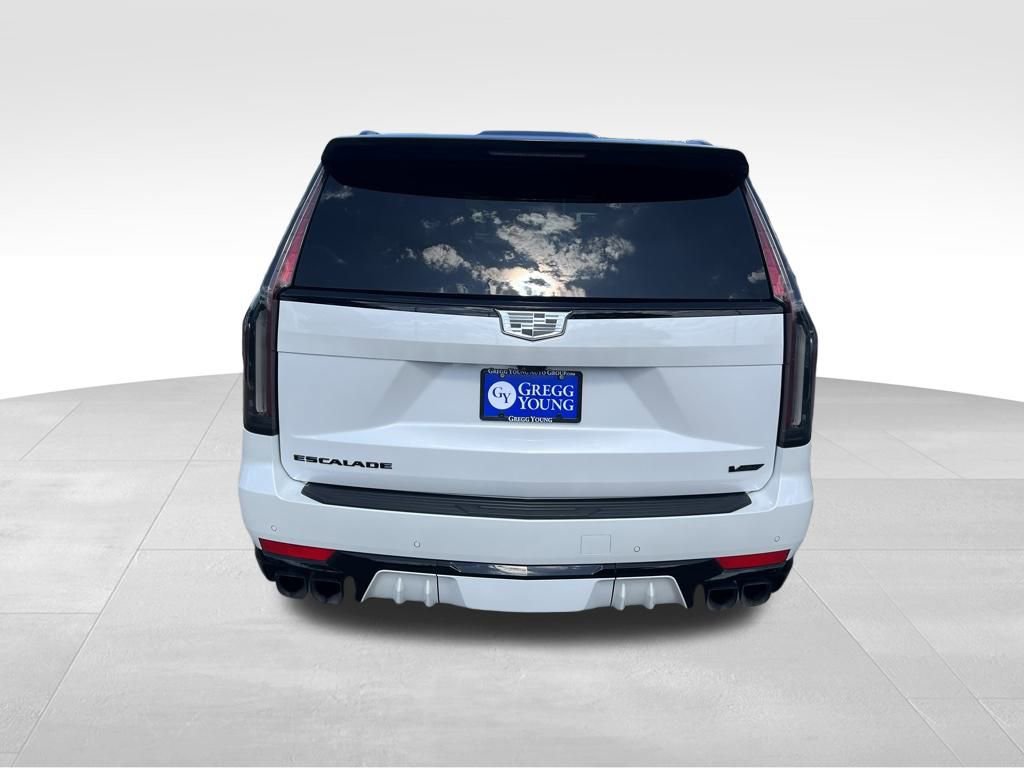 2023 Cadillac Escalade V-Series photo 4
