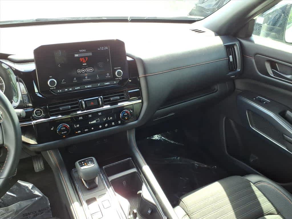 2023 Nissan Pathfinder Rock Creek photo 12
