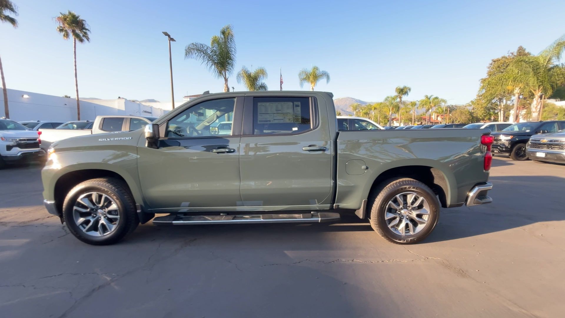 2026 Chevrolet Silverado 1500 LT photo 4