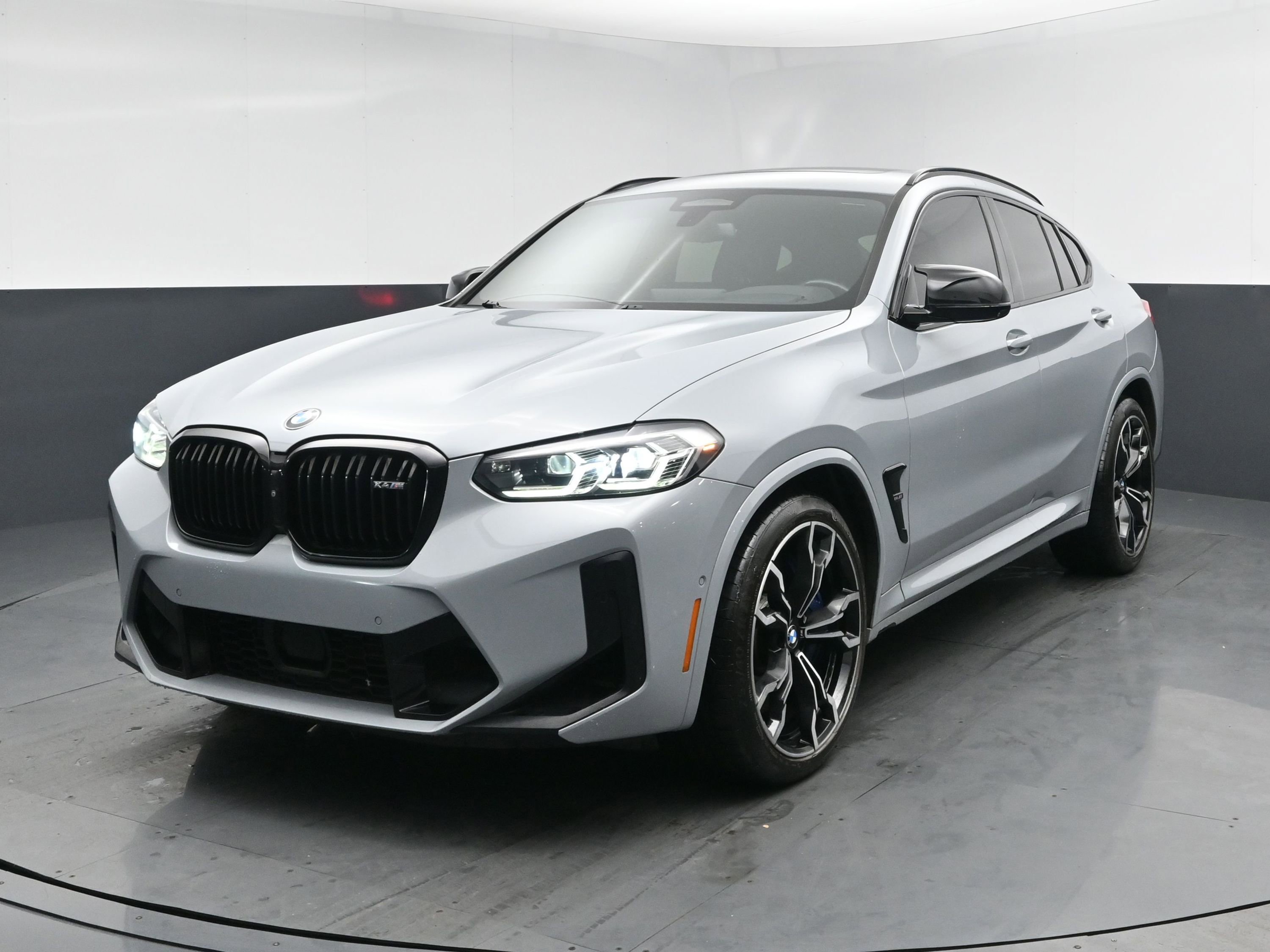 2022 BMW X4 M Base's photo