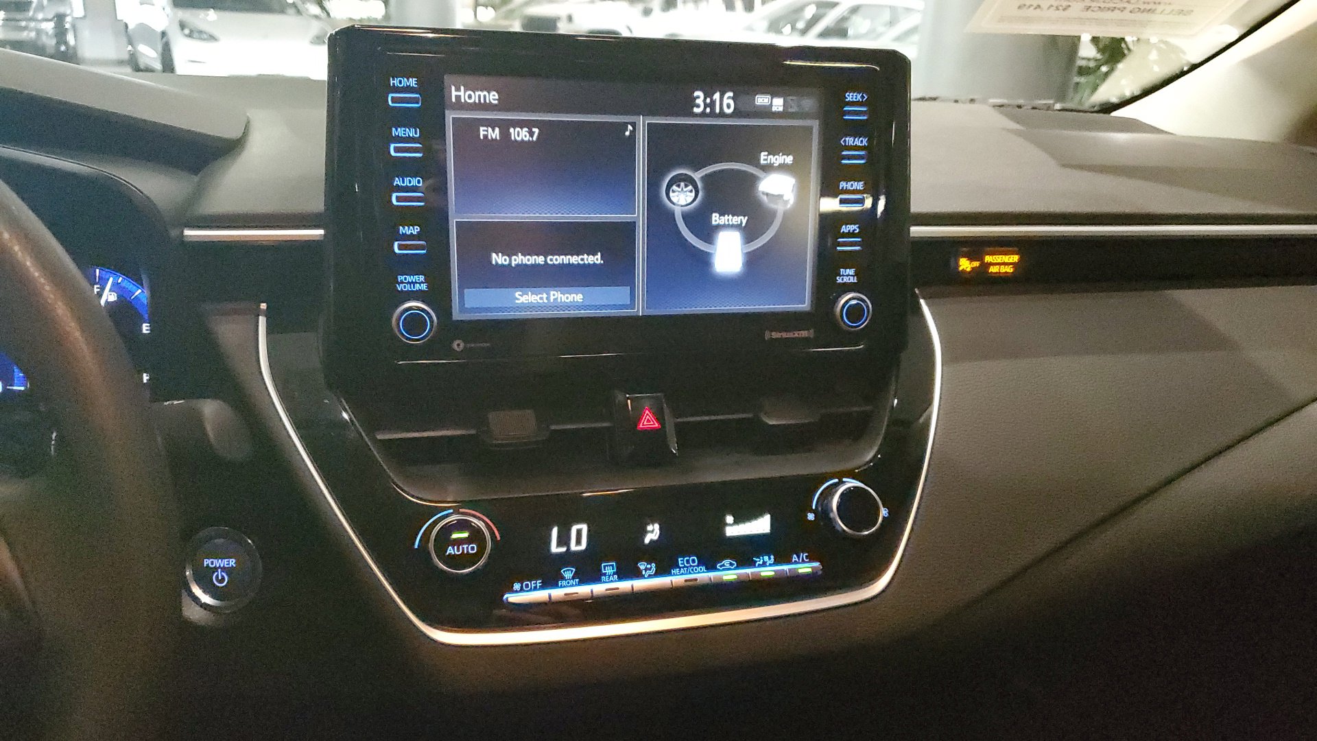 2022 Toyota Corolla Hybrid LE photo 22