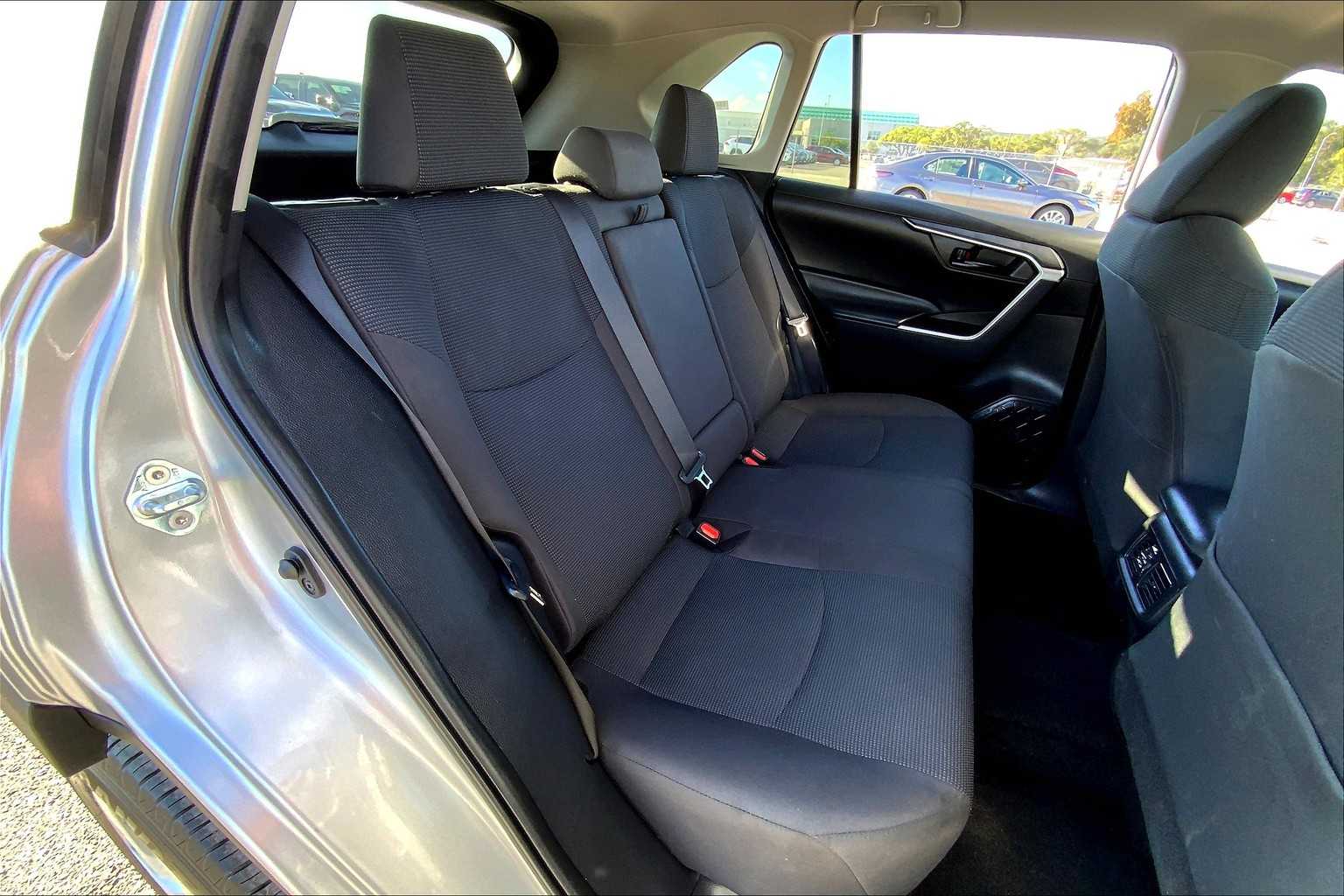2024 Toyota RAV4 LE photo 15
