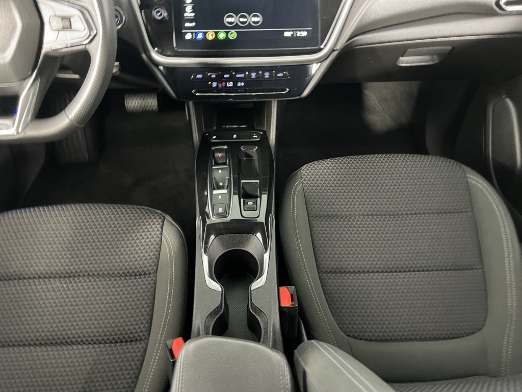 2023 Chevrolet Bolt EUV photo 13