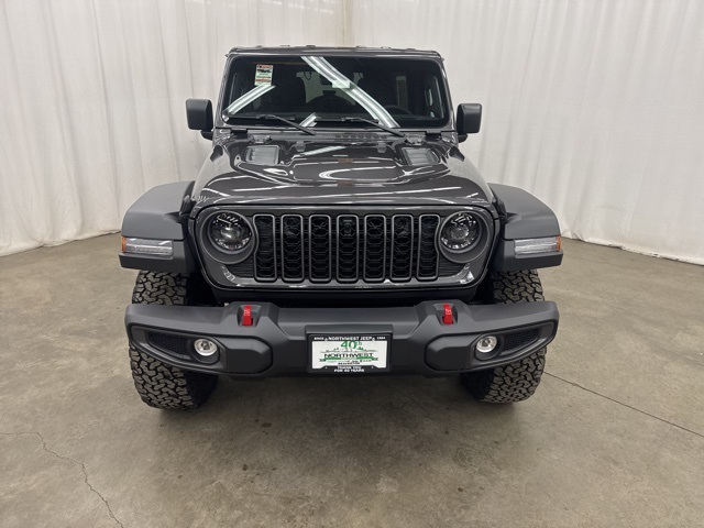 2025 Jeep Wrangler Rubicon photo 2