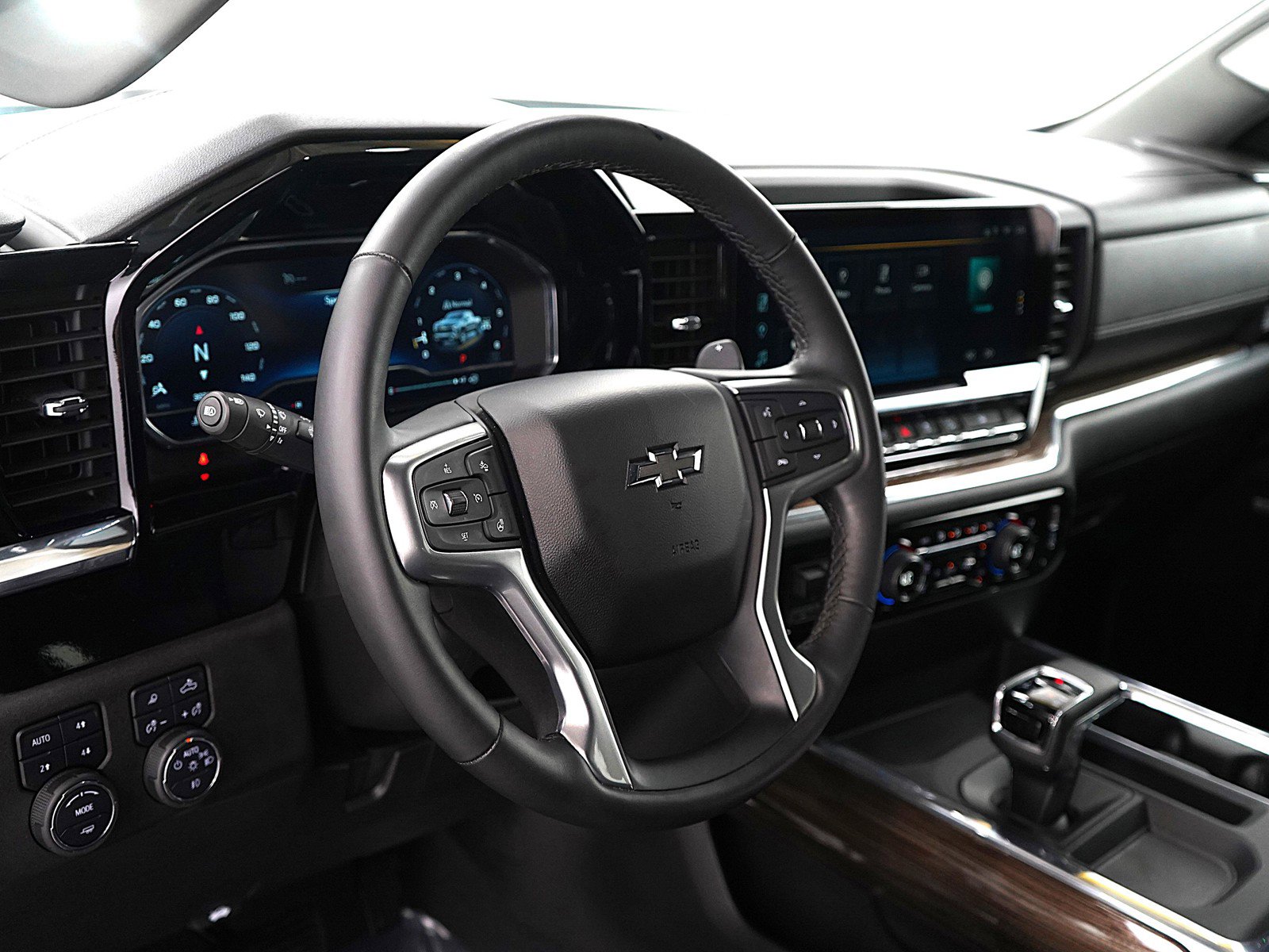 2023 Chevrolet Silverado RST photo 19
