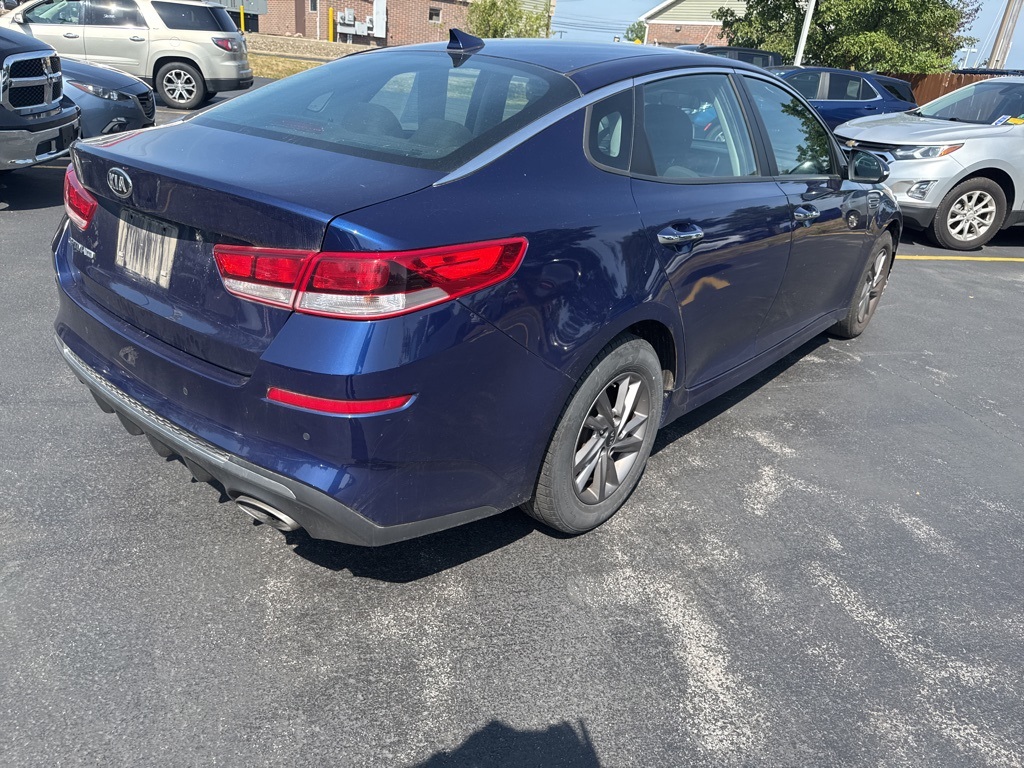 2020 Kia Optima LX photo 6