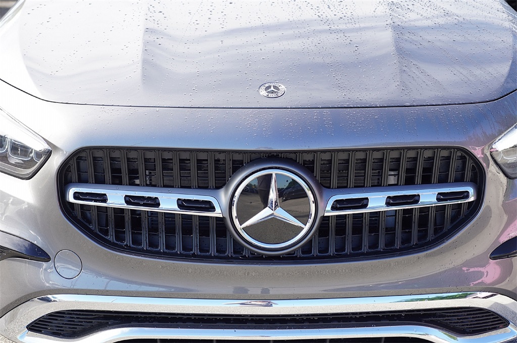 2026 Mercedes Benz GLA 250 photo 7