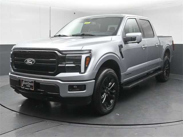 2025 Ford F-150 Lariat photo 3