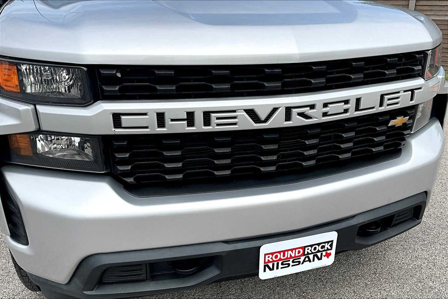 2019 Chevrolet Silverado 1500 Custom photo 23