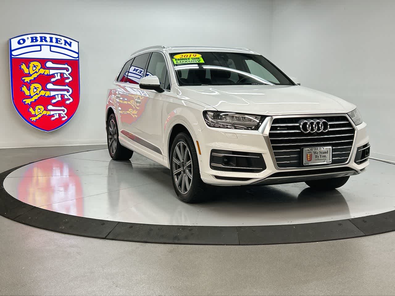 2019 Audi Q7 SE Premium Plus's photo