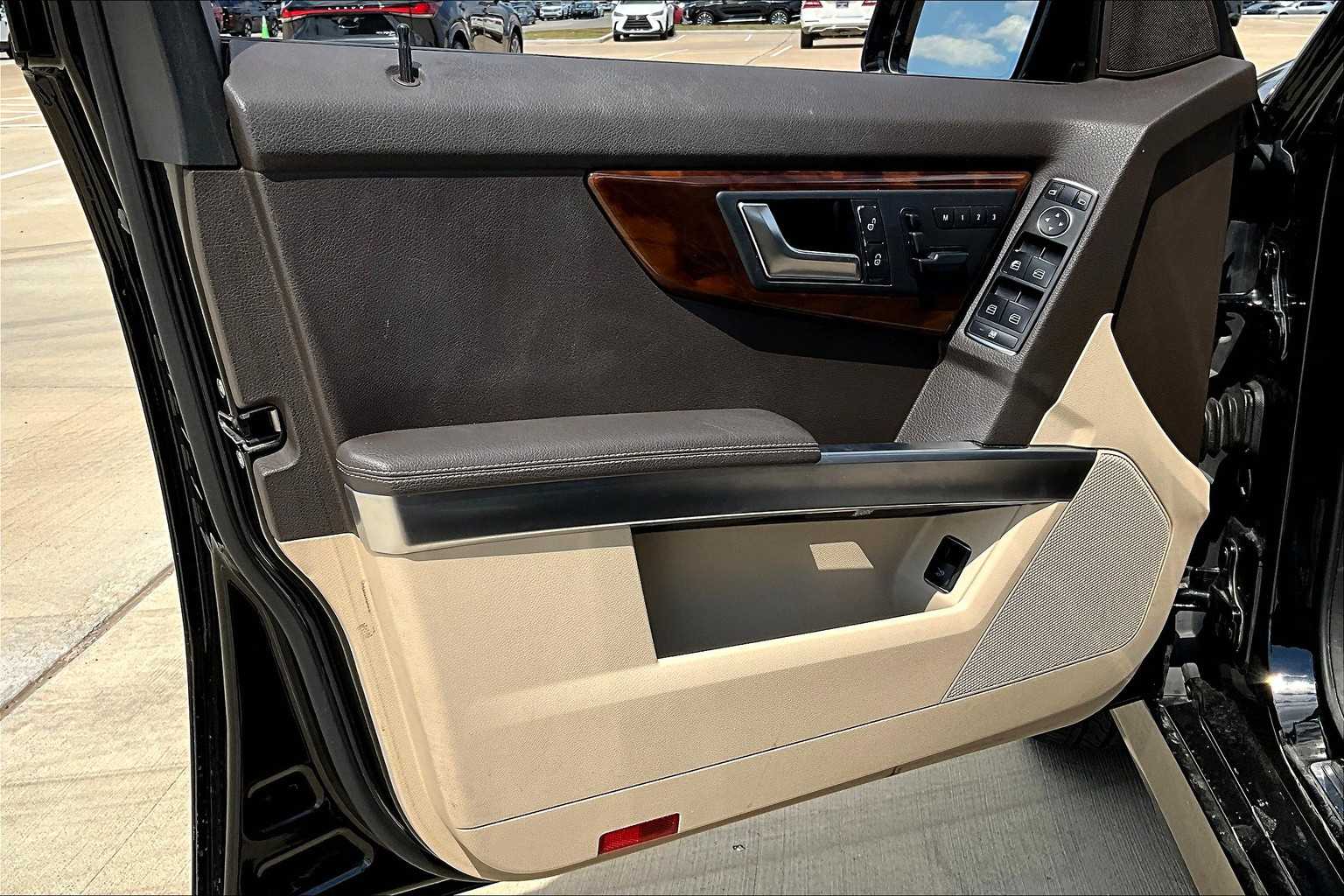 2014 Mercedes Benz GLK 350 photo 18