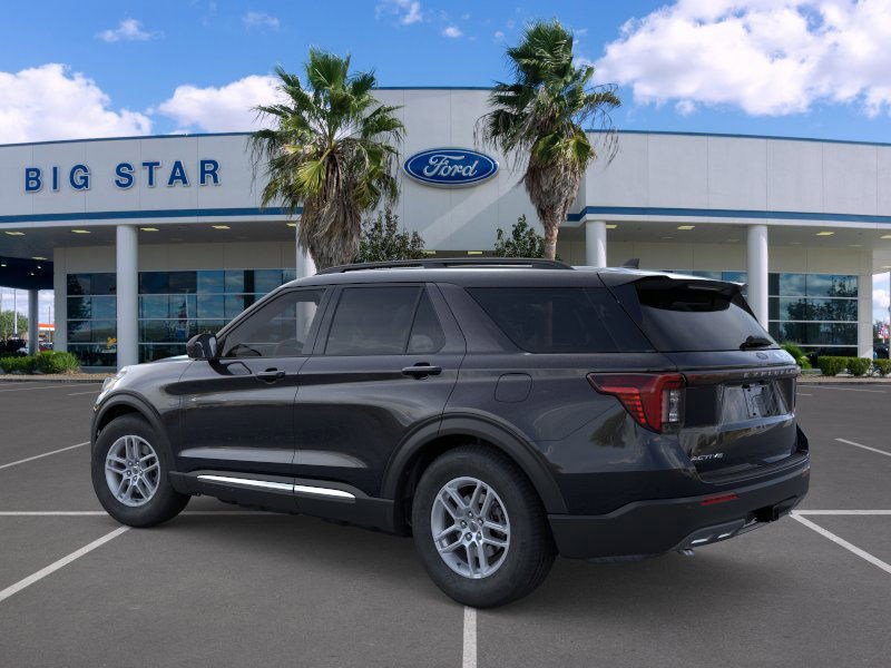 2025 Ford Explorer photo 4