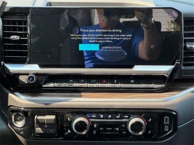 2025 Chevrolet Silverado 1500 LT photo 9