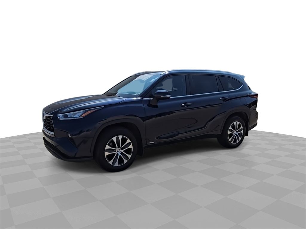 2024 Toyota Highlander Hybrid XLE photo 4