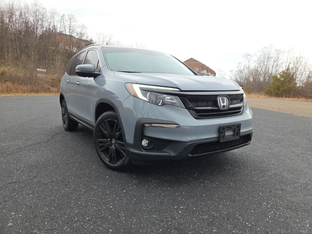 2022 Honda Pilot SE's photo