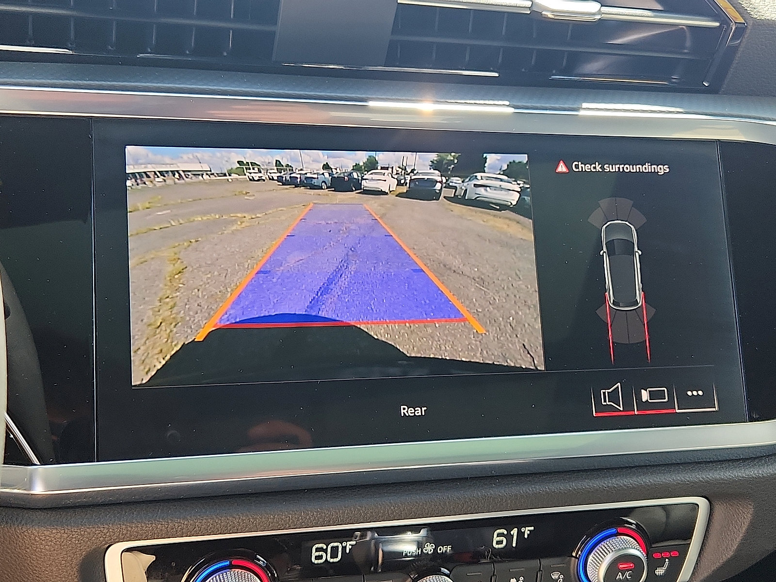 2025 Audi Q3 45 TFSI S line Premium photo 18