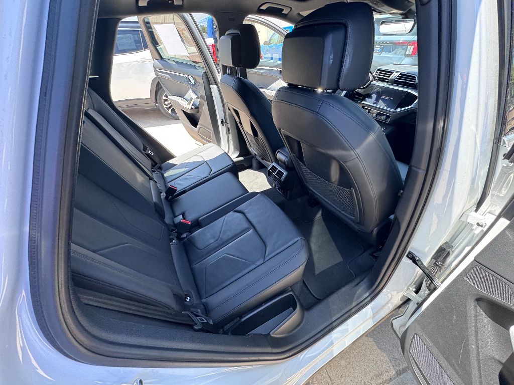 2024 Audi Q3 S line Premium photo 13