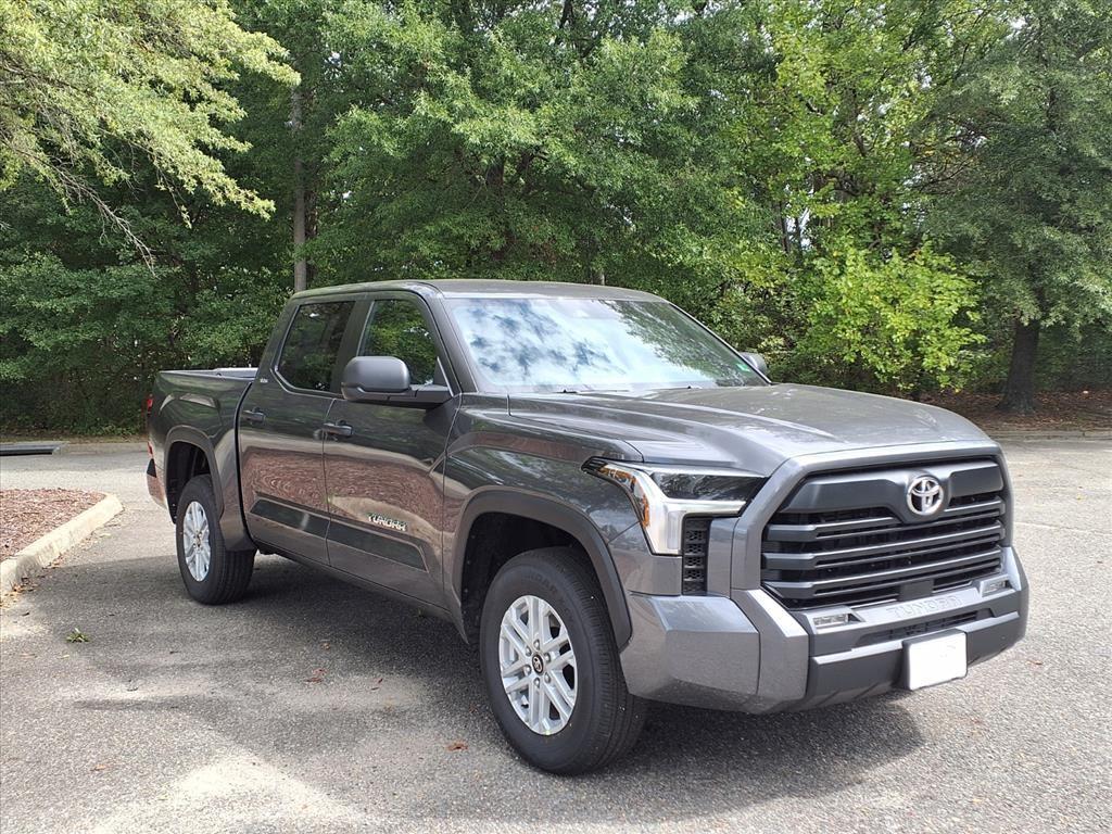 2026 Toyota Tundra SR5's photo