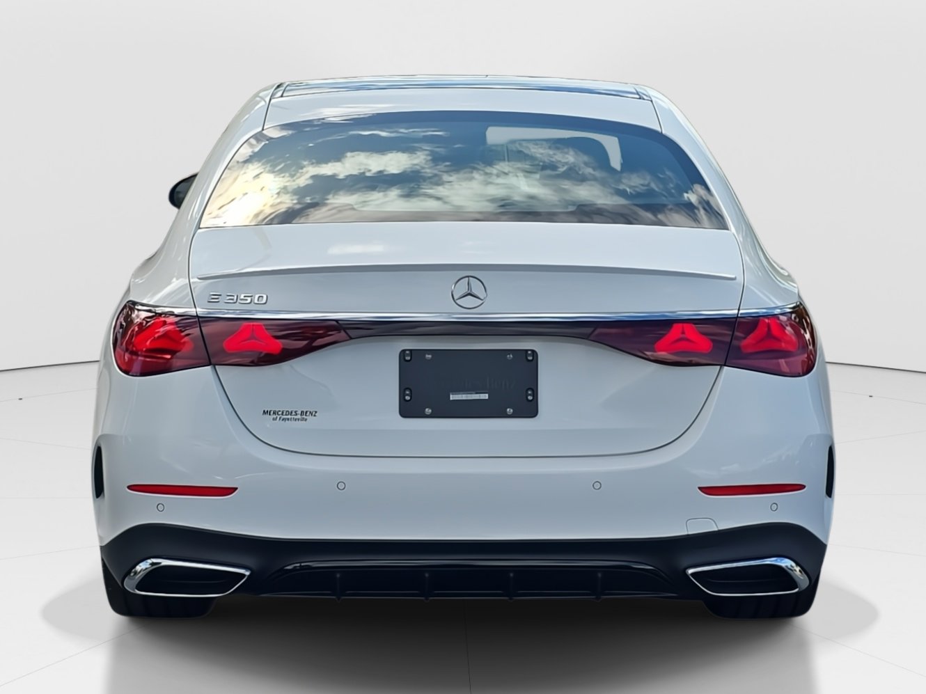 2026 Mercedes Benz E 350 photo 4
