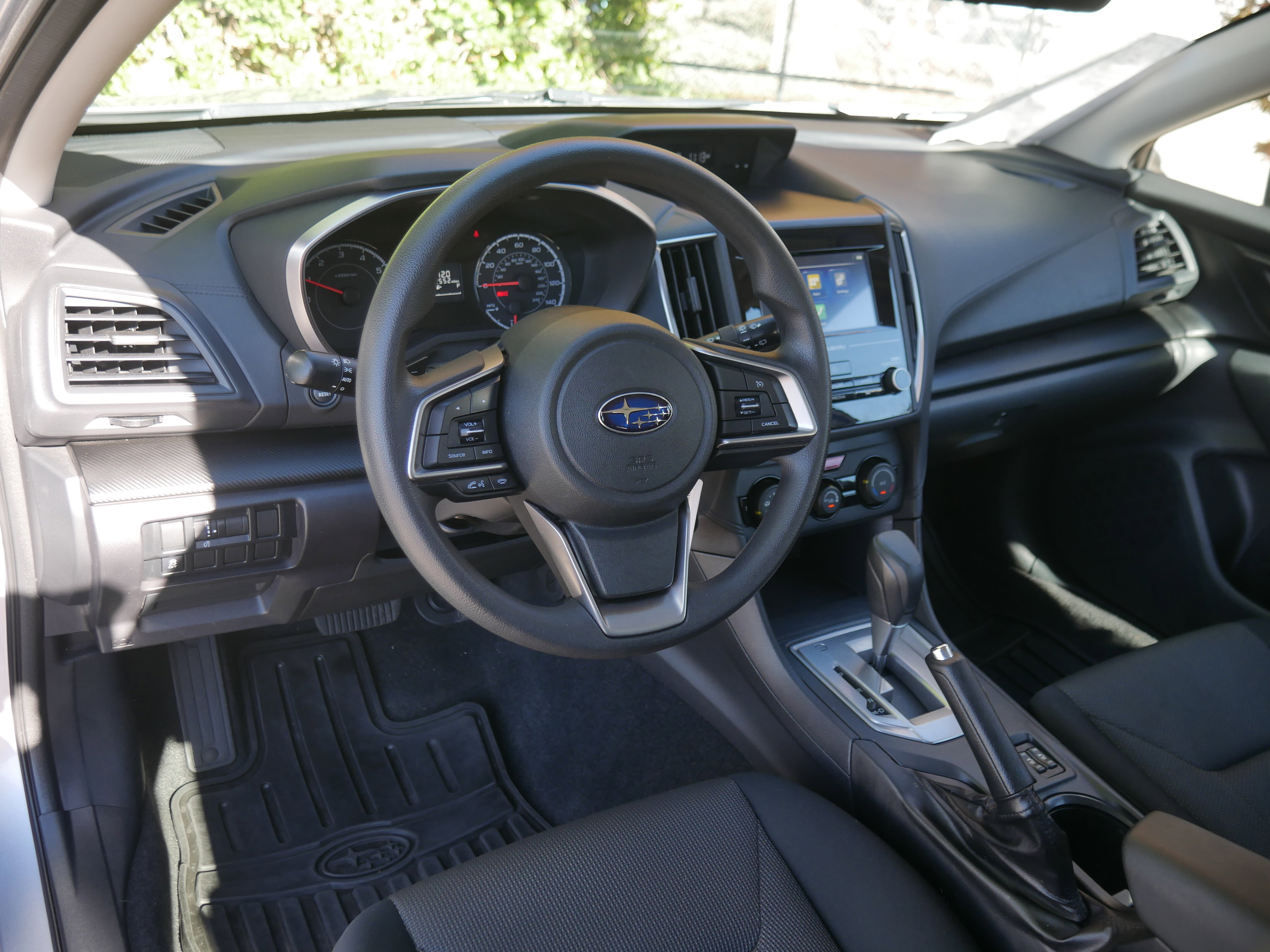 2018 Subaru Impreza Premium photo 4