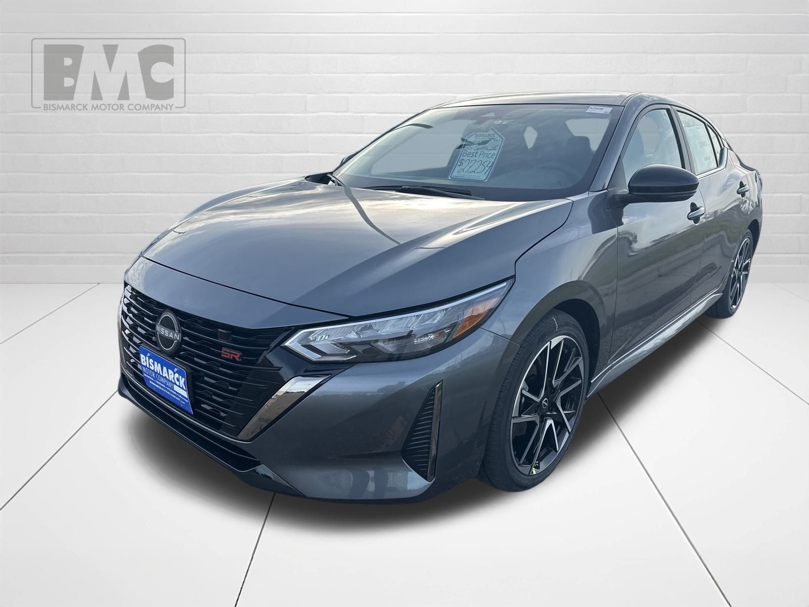 2025 Nissan Sentra SR's photo