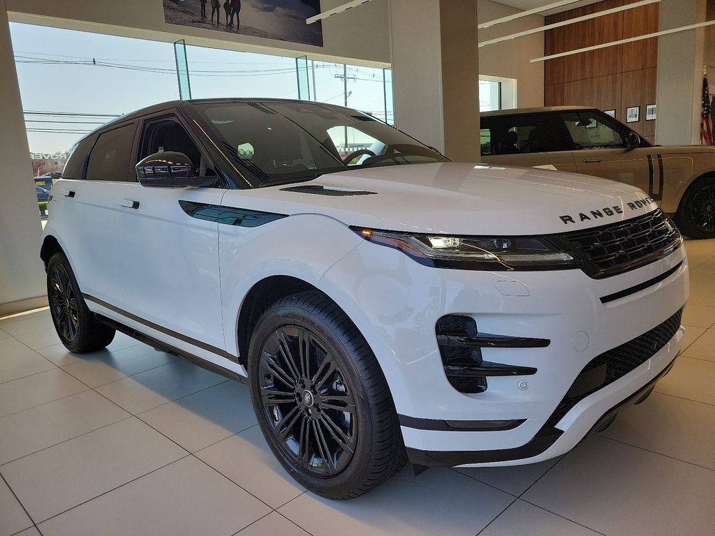 New 2025 LAND ROVER Range Rover Evoque Dynamic SE SUV in Eatontown 