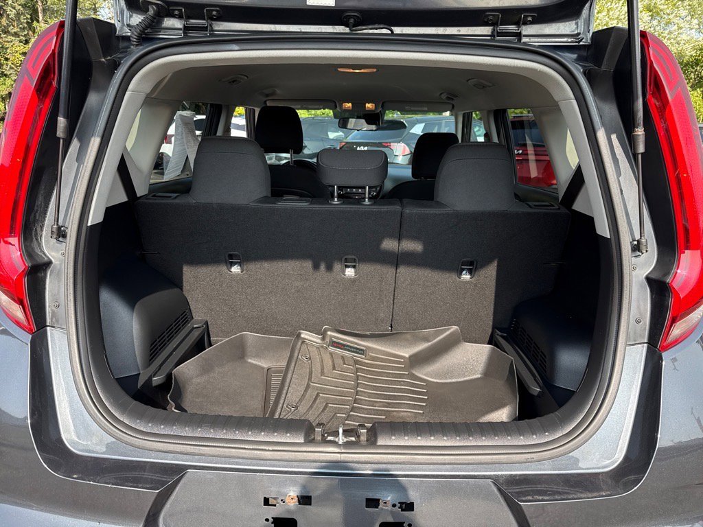 2020 Kia Soul GT-Line photo 18